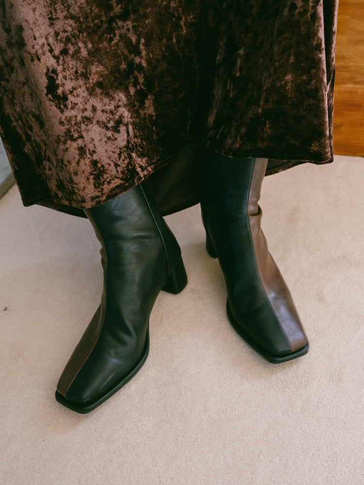 【9月頃 お届け】Bicolor Square Boots