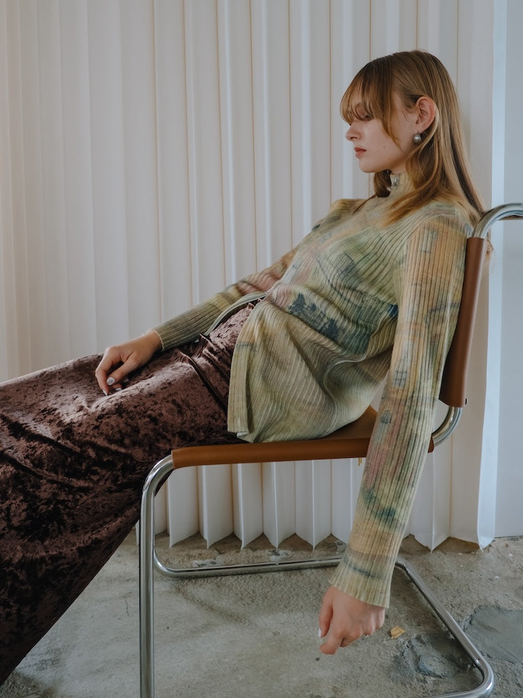 Art Print Rib Zip Knit / モデル身長：174cm