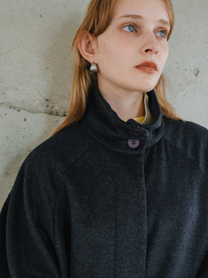 モデル身長：174cm / カラー：GrayNavy