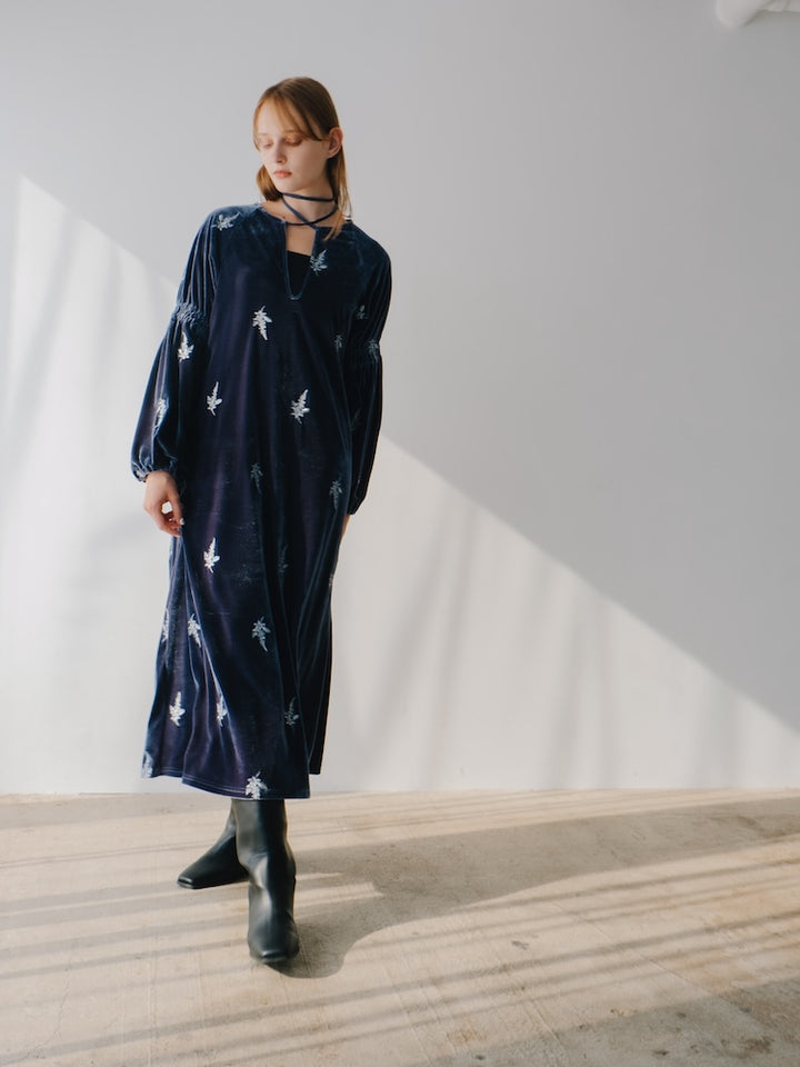 モデル身長：174cm / カラー：GrayBlue