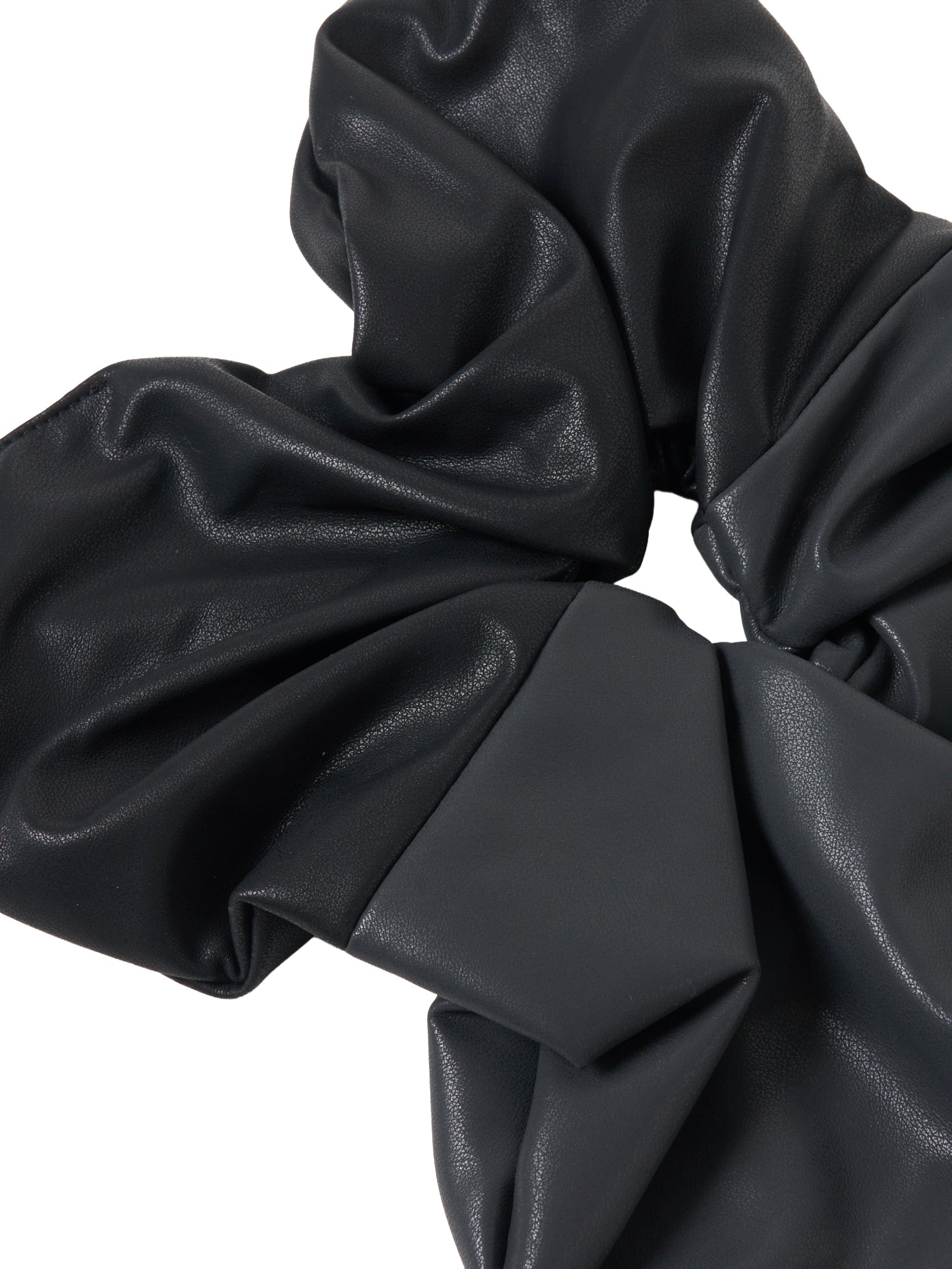 Square Leather Chouchou｜バイカラーレザーシュシュ – MARTE