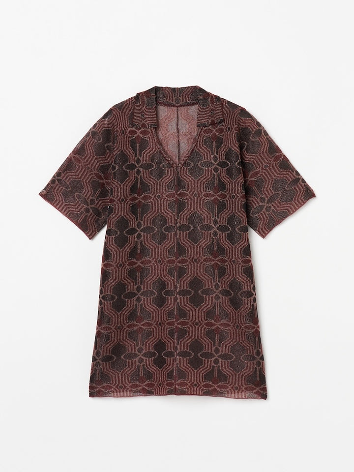 カラー：Bordeaux