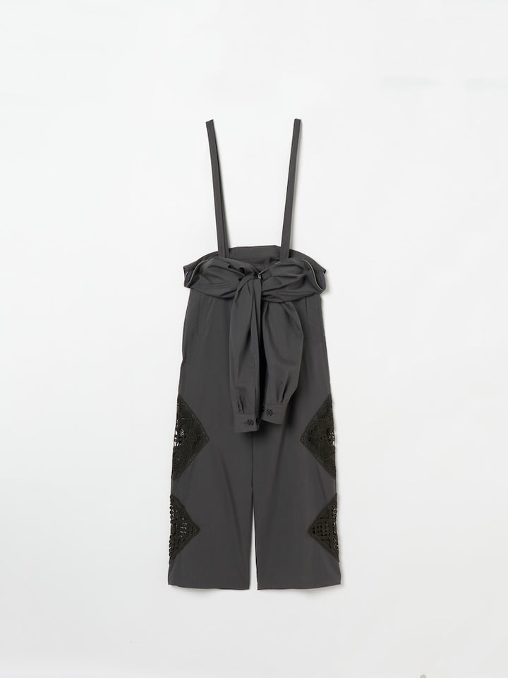 カラー：Charcoal