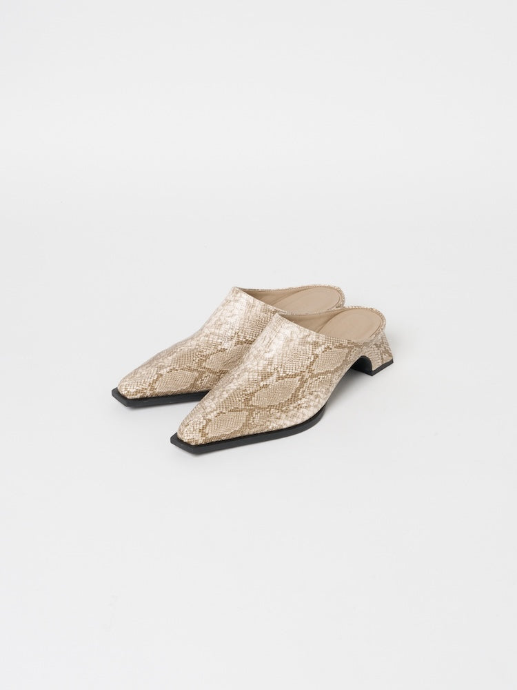 Pointed Toe Mules｜ポインテッドトゥミュール – MARTE