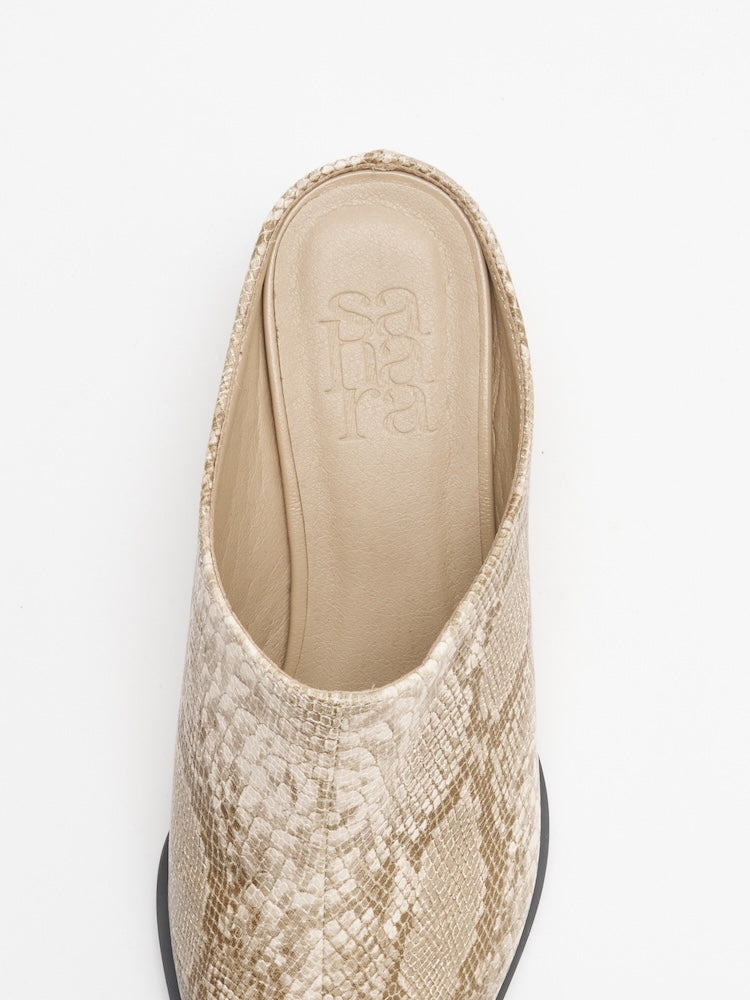 Pointed Toe Mules｜ポインテッドトゥミュール – MARTE