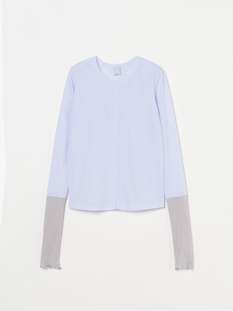 カラー：LightBlue