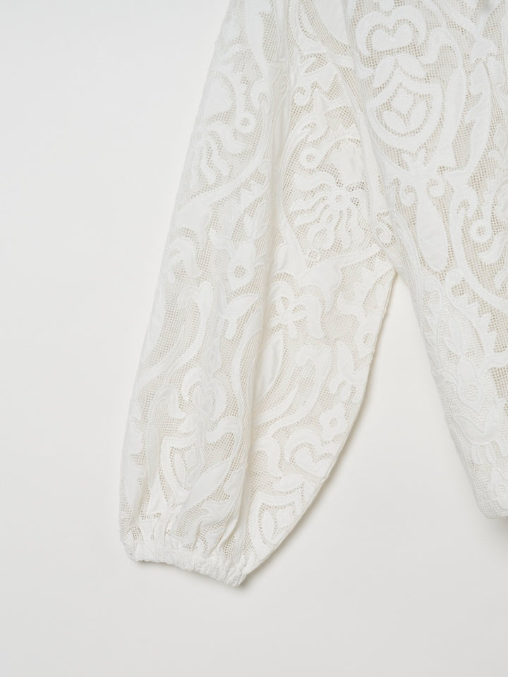 カラー：White