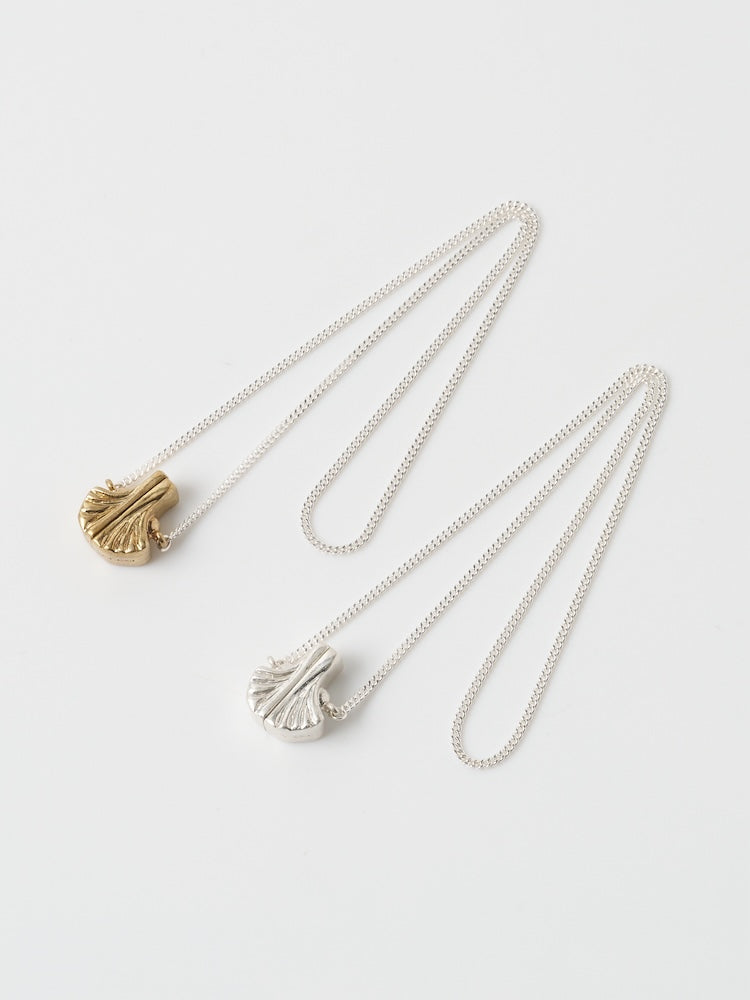 SYKIA×MAO Silent Magnet Shell Choker