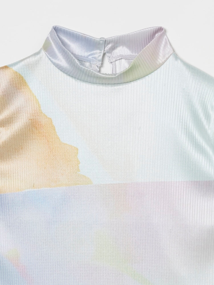 カラー：LightBlue