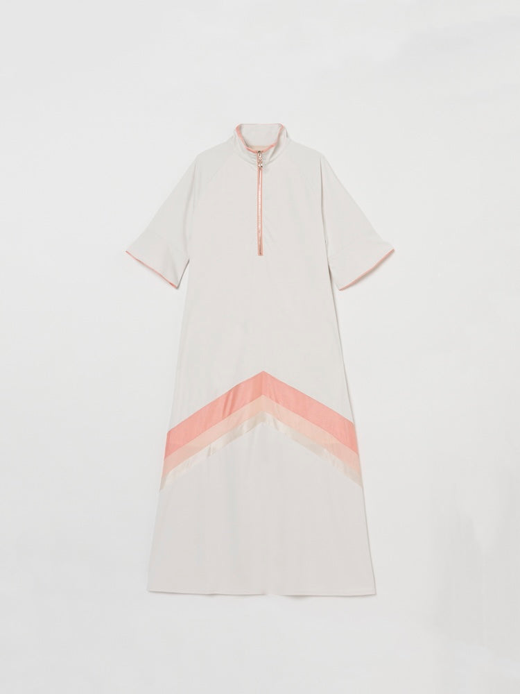 カラー：OffWhite
