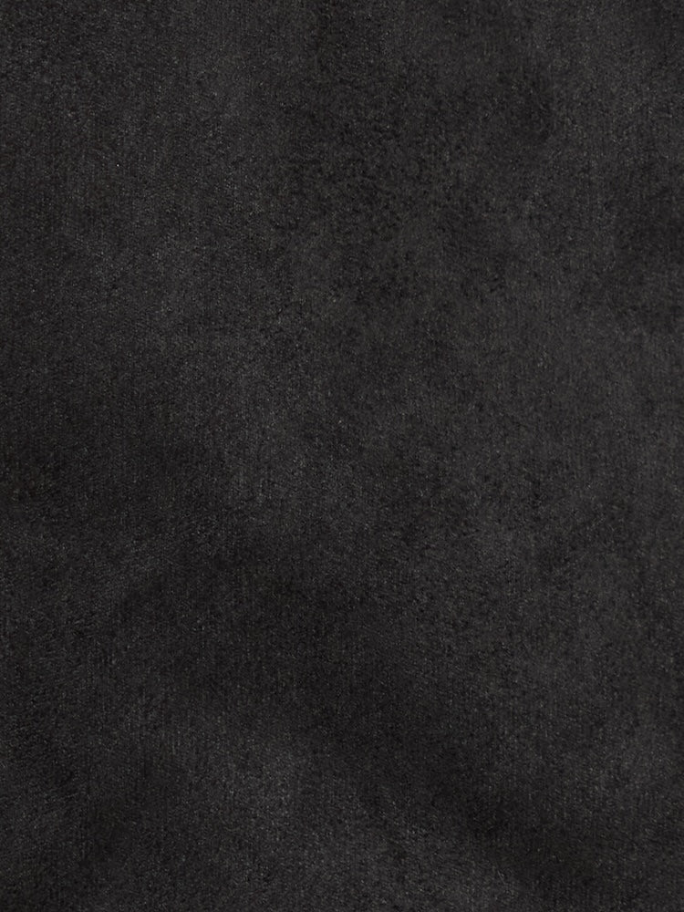 カラー：Charcoal