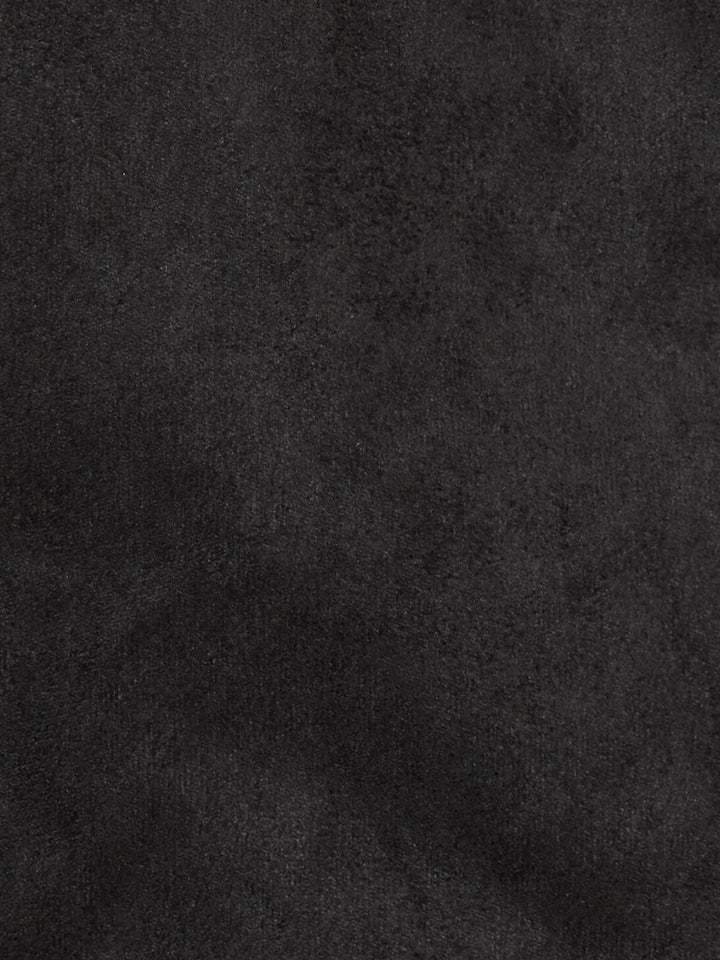 カラー：Charcoal