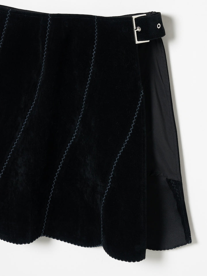 【10月3日(土) 12:00販売開始】Scallop Stitch Apron
