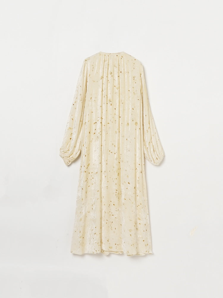 カラー：Ivory ※柄に個体差あり