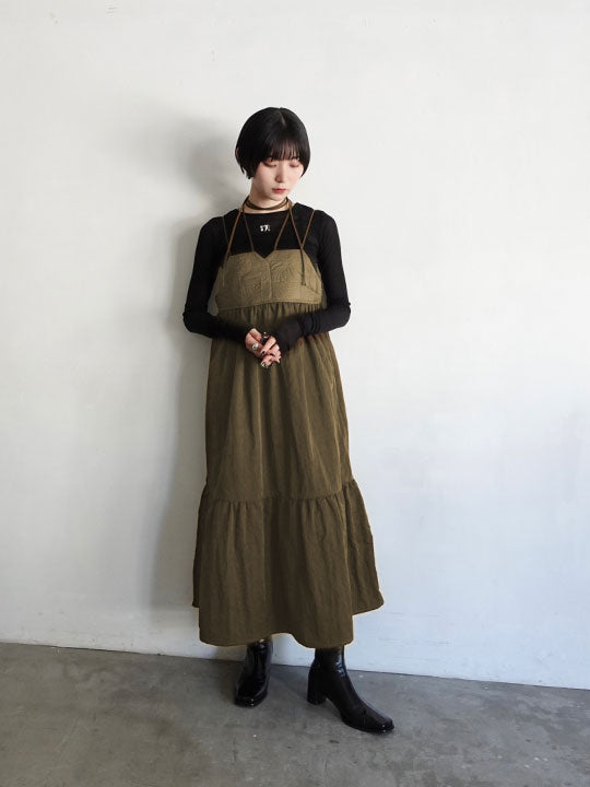 モデル身長：162cm / カラー：Khaki