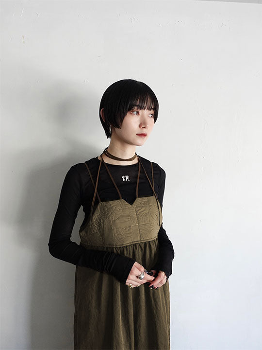 モデル身長：162cm / カラー：Khaki