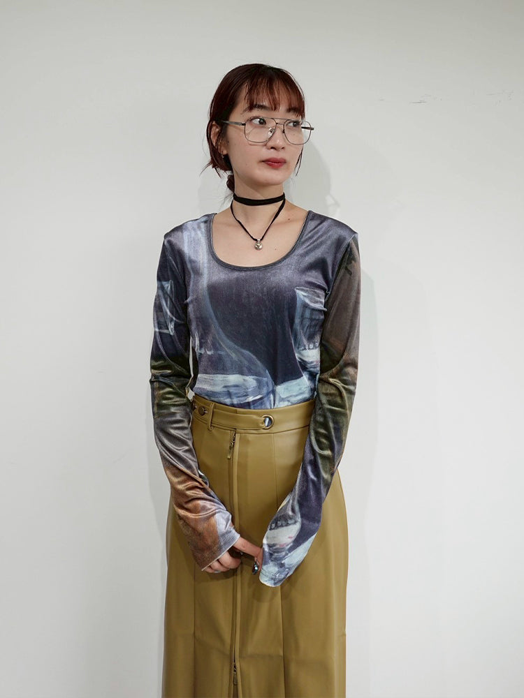 モデル身長：168cm / Belt Design Zip Skirt Sサイズ着用