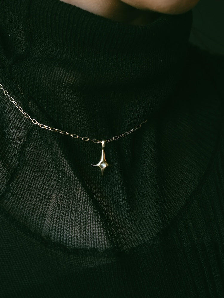 Spark Star Necklace（ネックレス）｜SYKIA（シキア）の