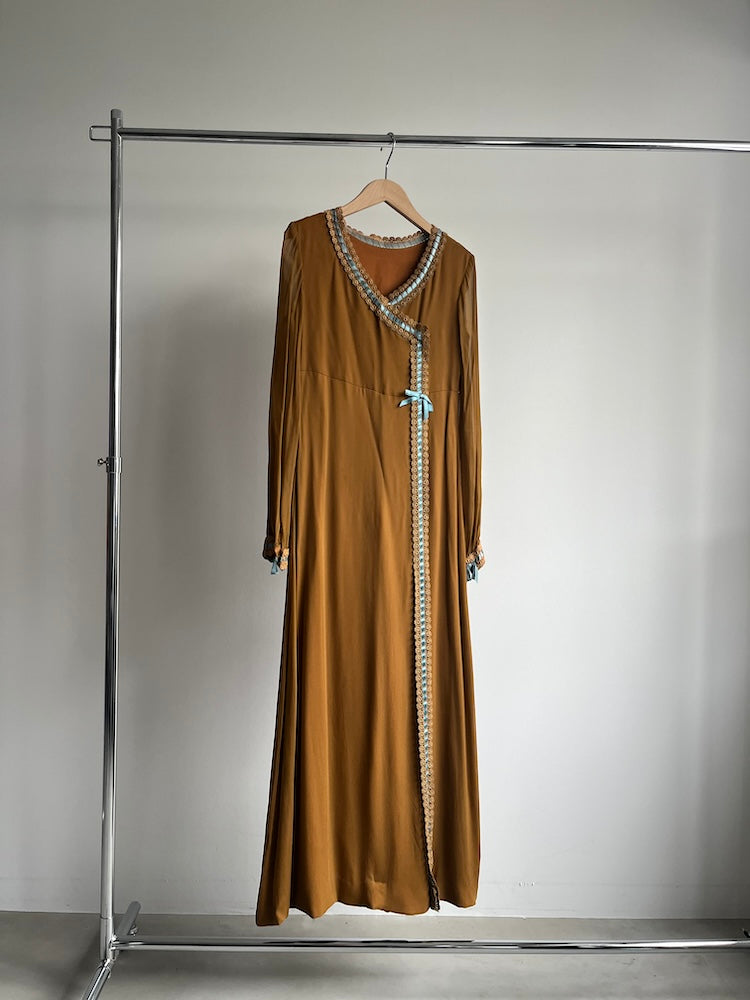 70s Back Design Camel Dress