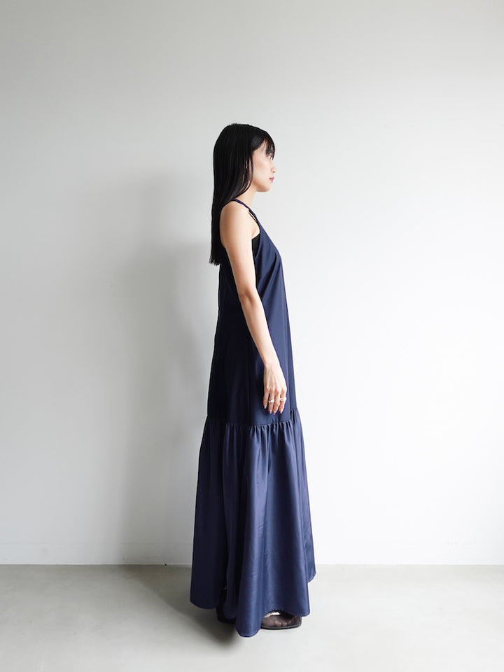 モデル身長：158cm / カラー：Navy