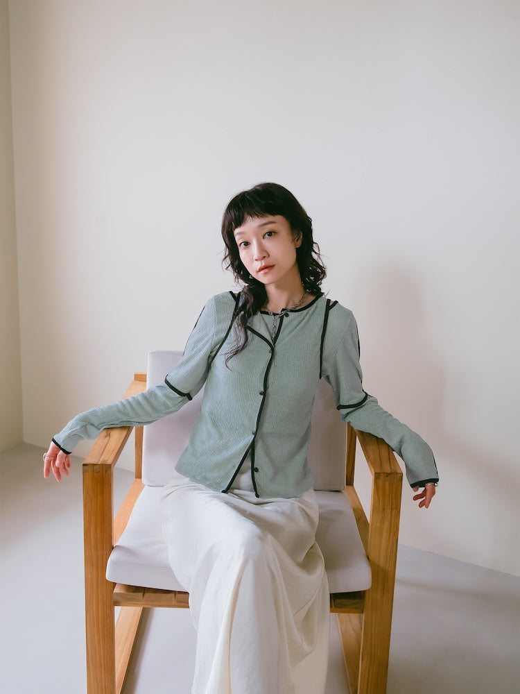 モデル身長：165cm / カラー：DustyGreen