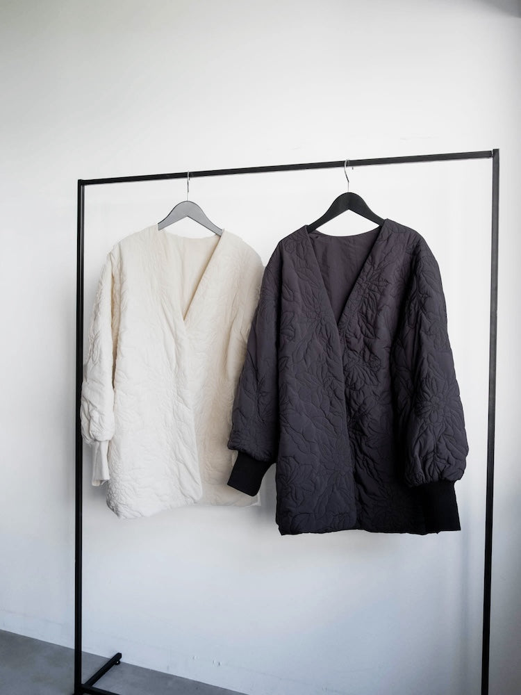 【9月18日(木) 12:00予約販売開始】Reversible Flower Quilting Coat