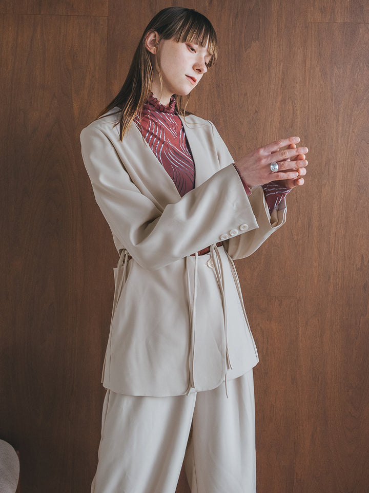 モデル身長：174cm / カラー：GrayBeige