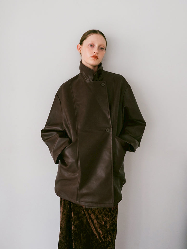 モデル身長：170cm / カラー：Brown