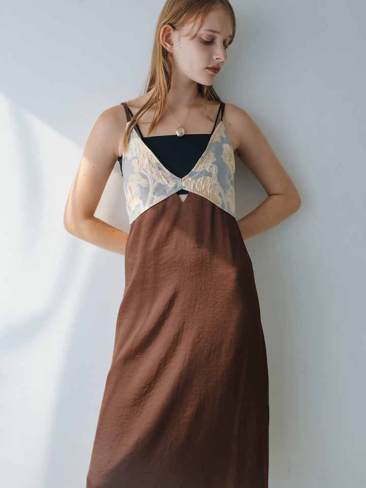 モデル身長：174cm / カラー：Brown