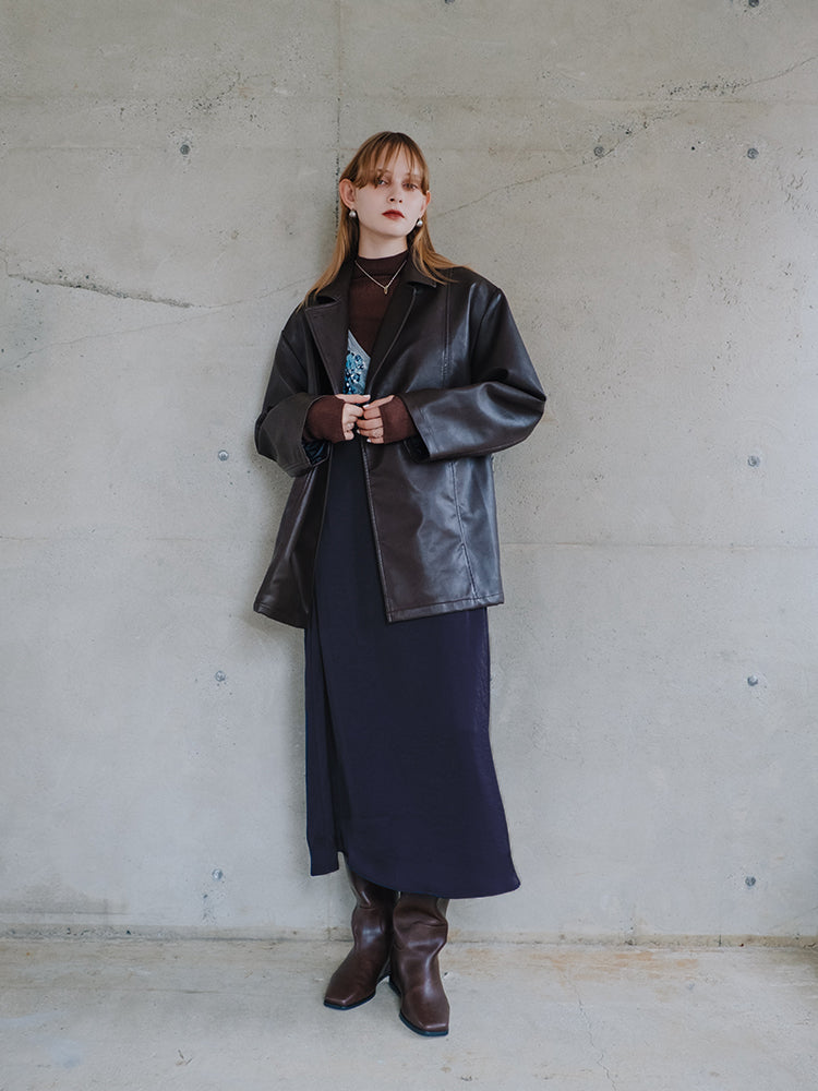 モデル身長：174cm / カラー：Navy