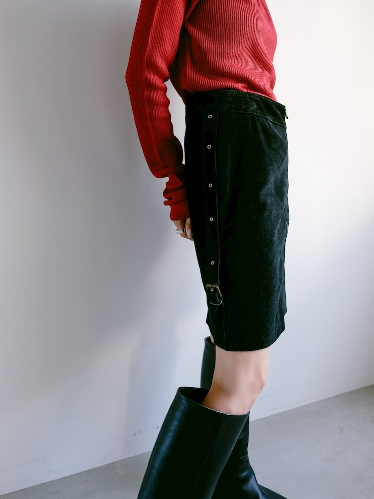 Side Belt Suede Skirt