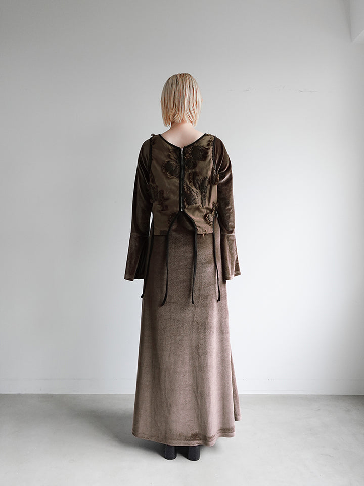 モデル身長：153cm / カラー：Brown