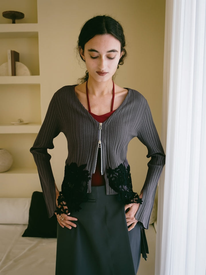 モデル身長：175cm / カラー：Gray