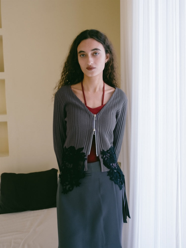 モデル身長：175cm / カラー：Gray