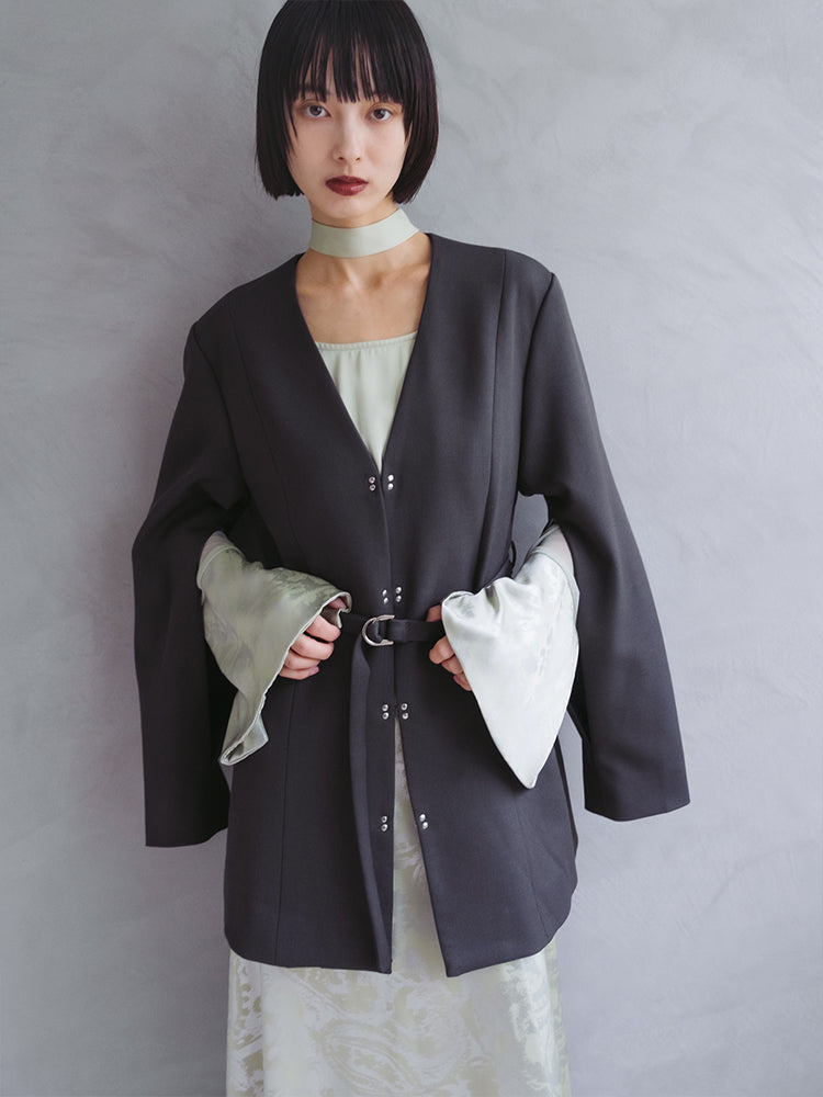 モデル身長：166cm / カラー：Gray