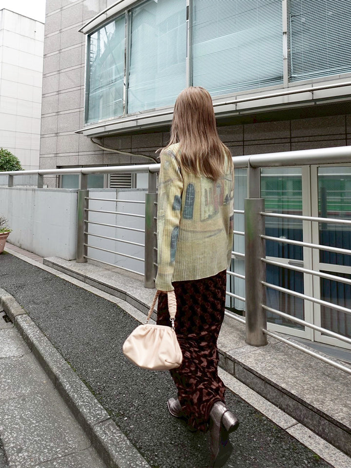 モデル身長：157cm / Emboss Velour Long Skirt Sサイズ着用