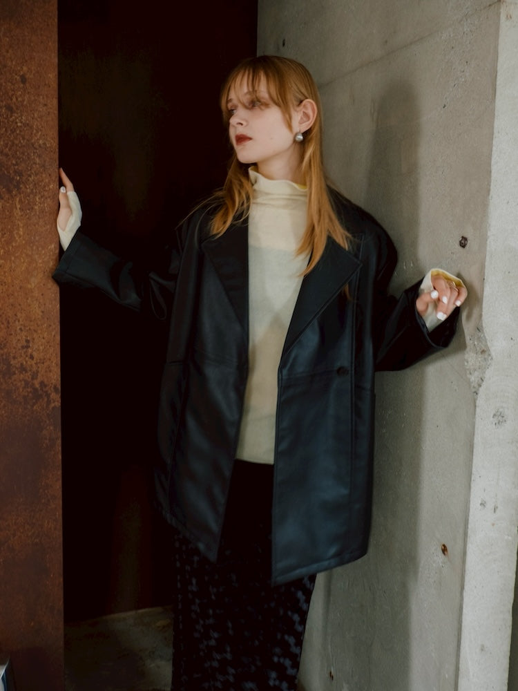 モデル身長：174cm / カラー：Black