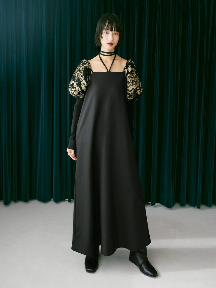 モデル身長：166cm / カラー：Black