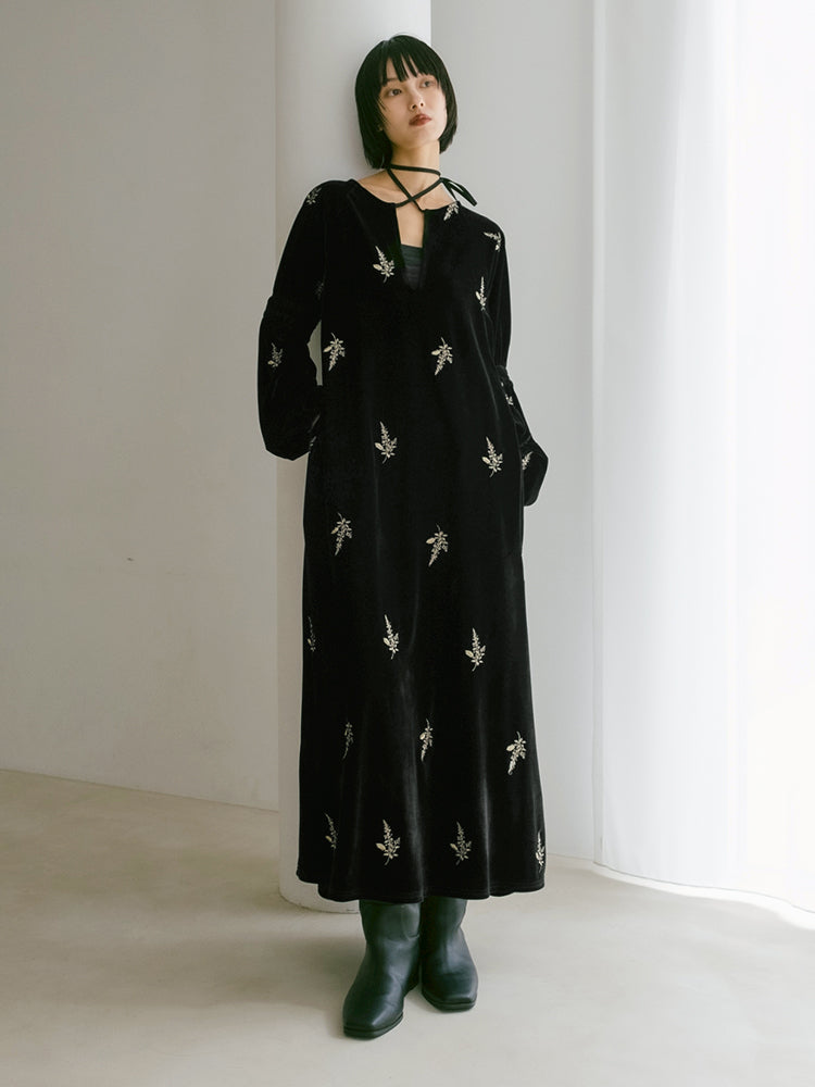 モデル身長：166cm / カラー：Black