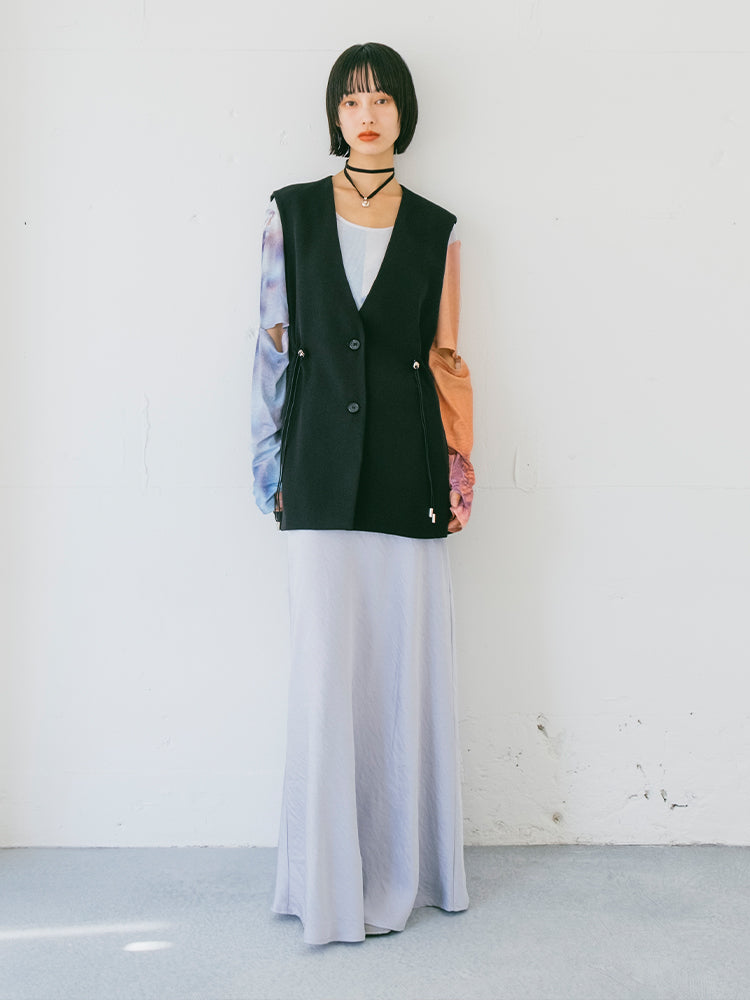 モデル身長：166cm / カラー：Black