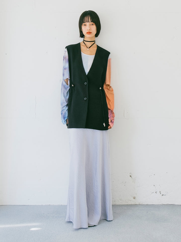 モデル身長：166cm / カラー：Black