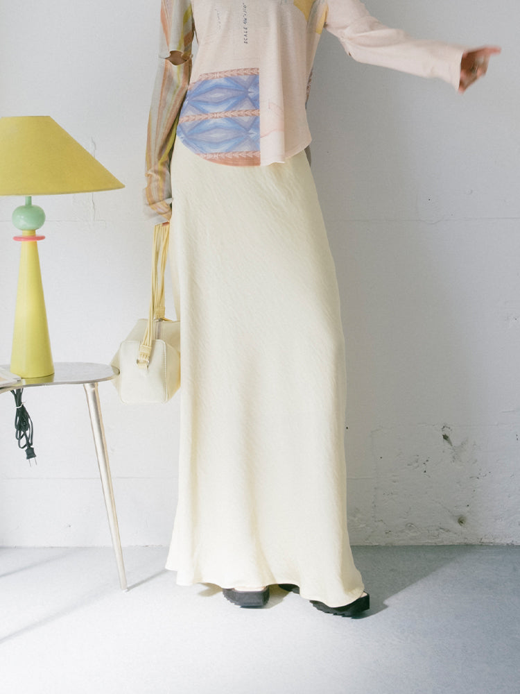 モデル身長：166cm / カラー：Yellow / モデル着用：Mサイズ