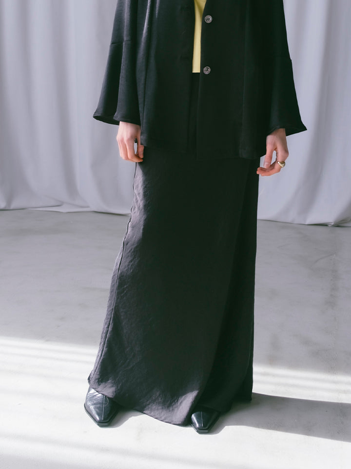 モデル身長：167cm / カラー：Black / モデル着用：Mサイズ