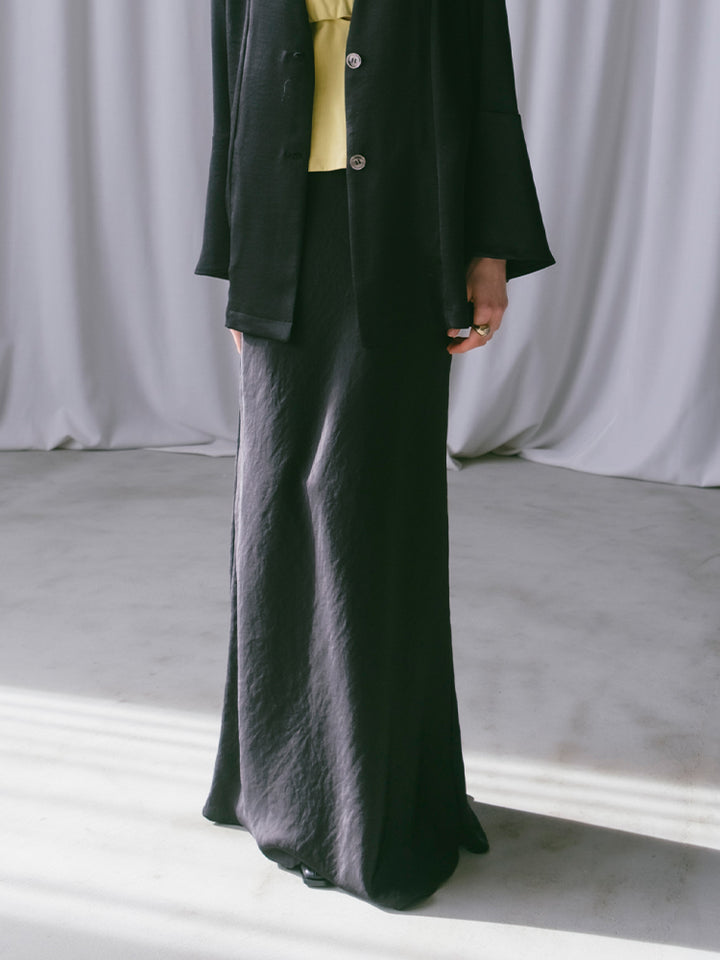 モデル身長：167cm / カラー：Black / モデル着用：Mサイズ