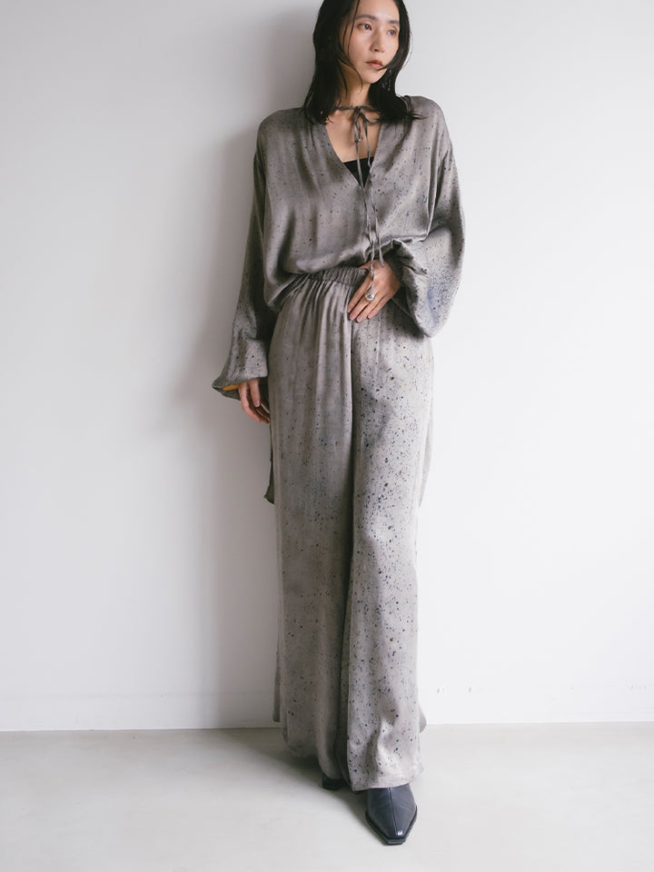 モデル身長：163cm / カラー：Gray