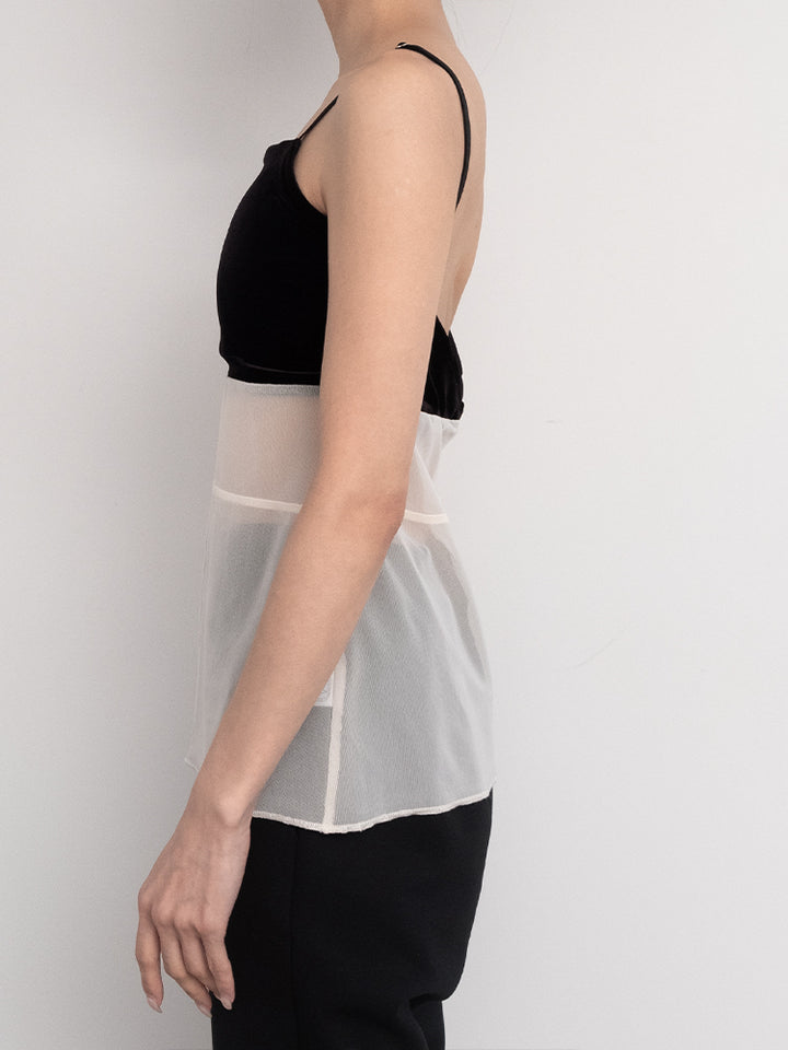 モデル身長：158cm / カラー：Black×White