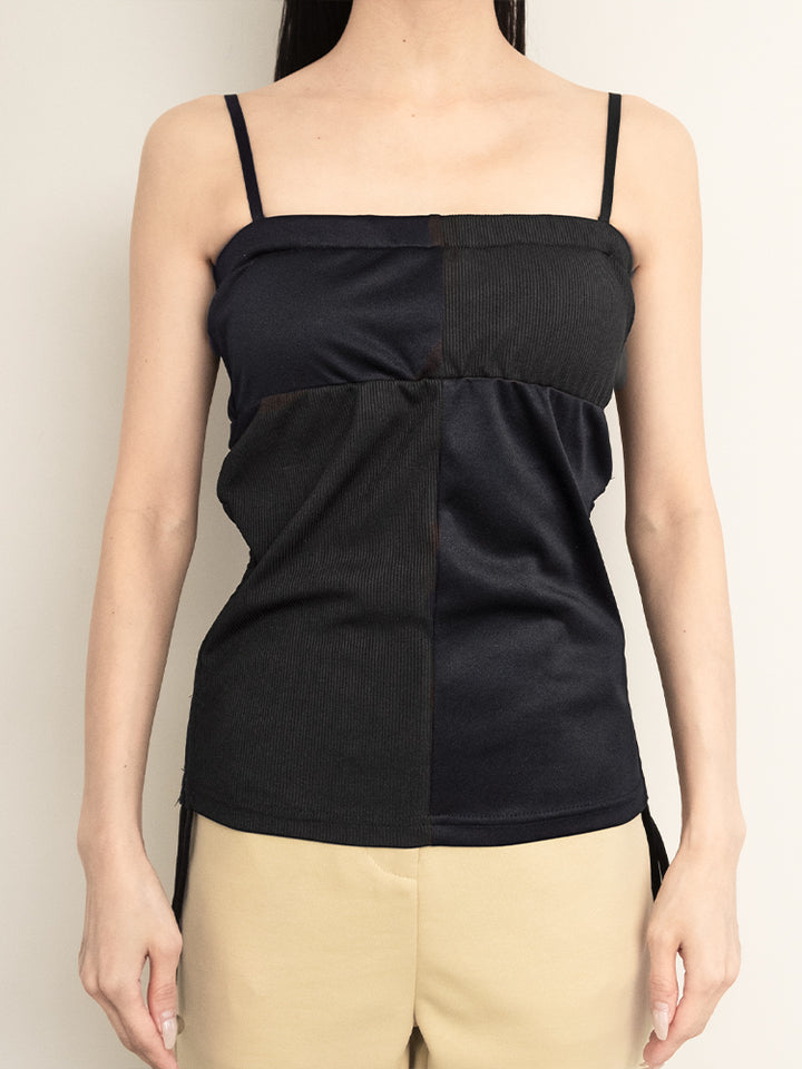 モデル身長：158cm / カラー：Black×Navy