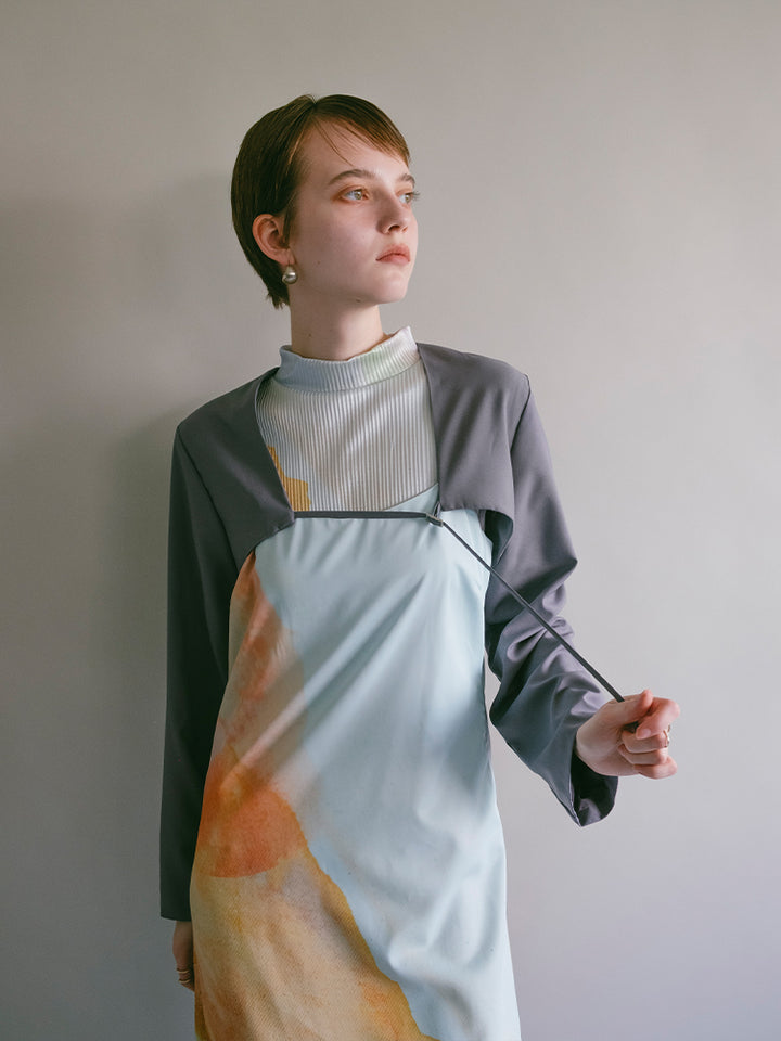モデル身長：176cm / カラー：Gray