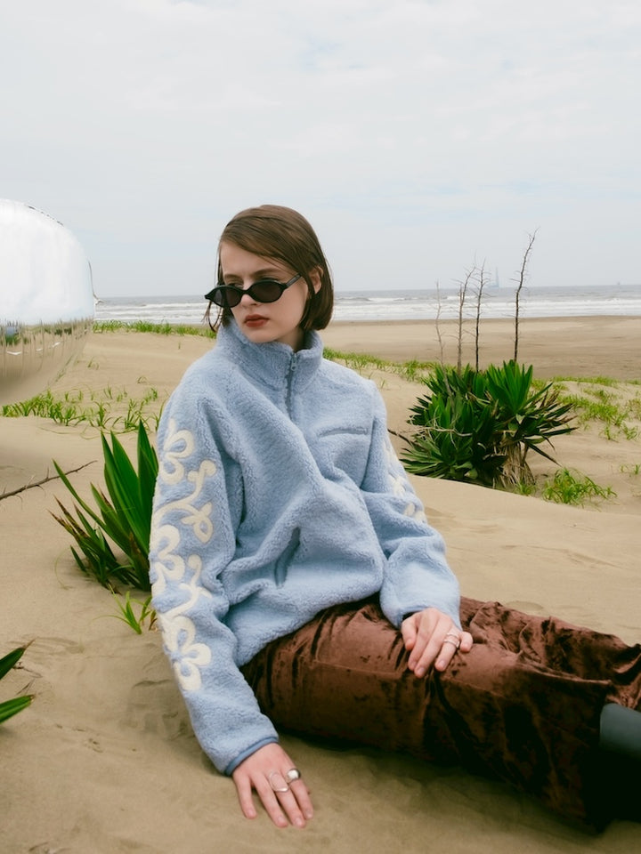 モデル身長：174cm / カラー：LightBlue