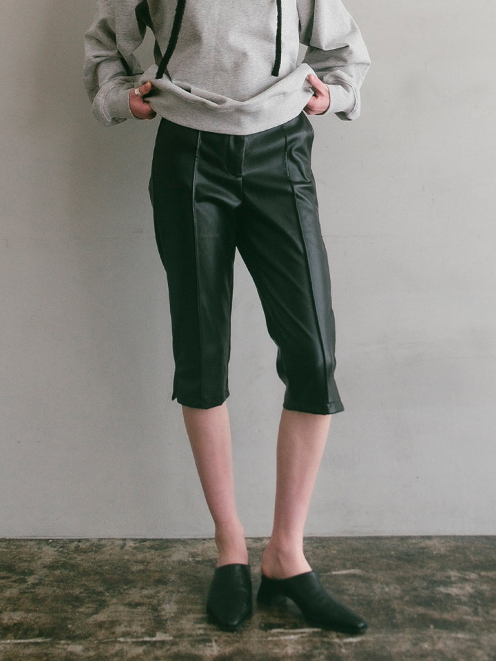 モデル身長：175cm / カラー：Gray